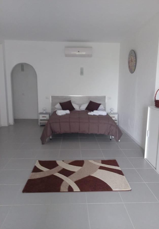 La Staccionata Bianca Bed and Breakfast Βιτέρμπο Εξωτερικό φωτογραφία