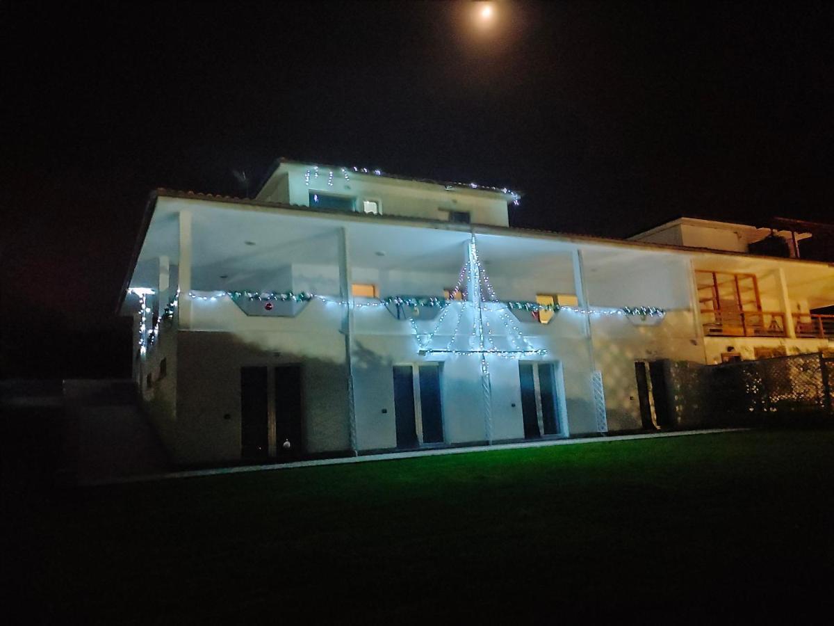 La Staccionata Bianca Bed and Breakfast Βιτέρμπο Εξωτερικό φωτογραφία