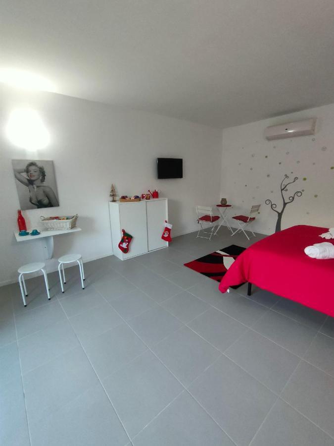 La Staccionata Bianca Bed and Breakfast Βιτέρμπο Εξωτερικό φωτογραφία