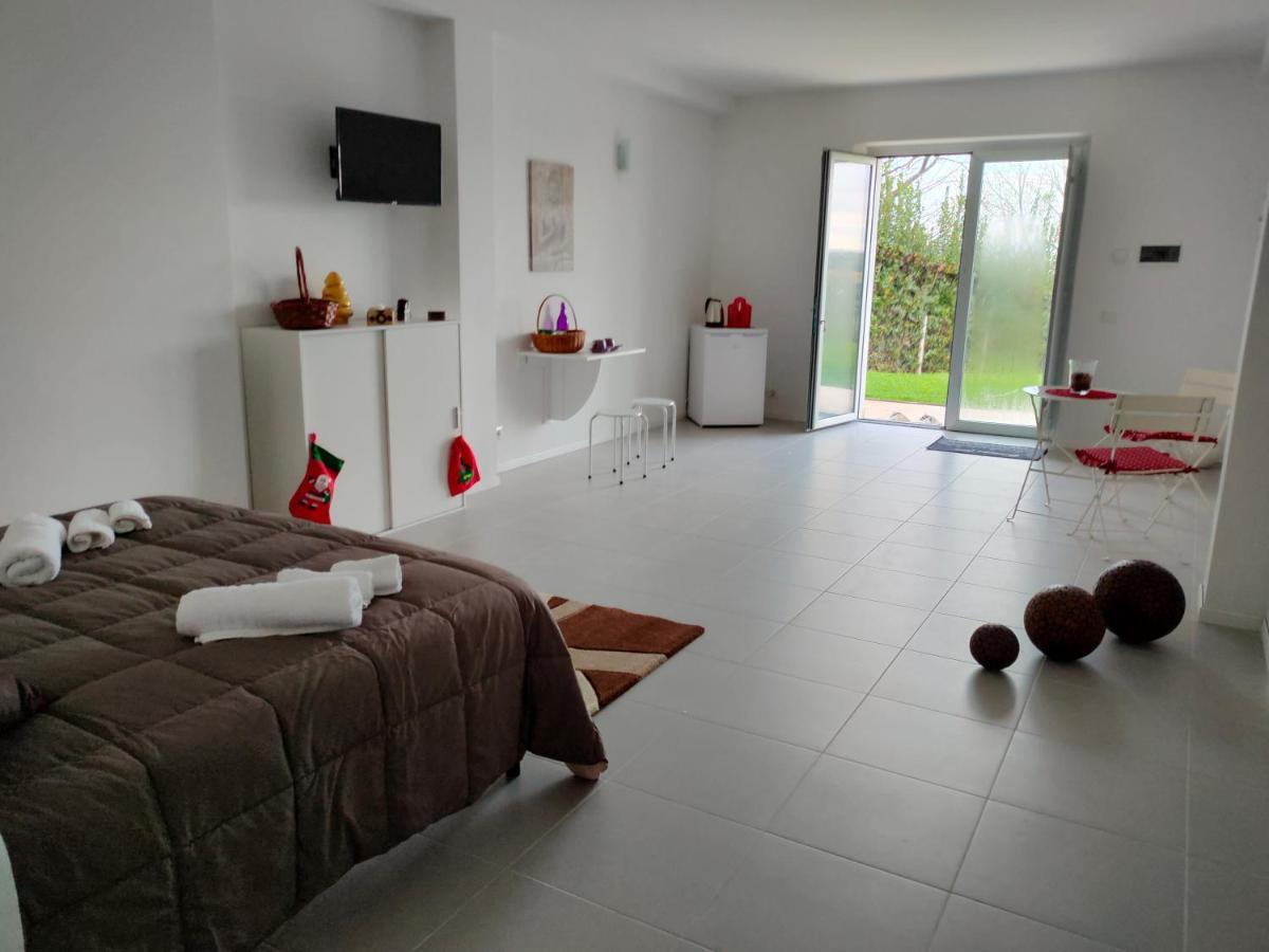 La Staccionata Bianca Bed and Breakfast Βιτέρμπο Εξωτερικό φωτογραφία